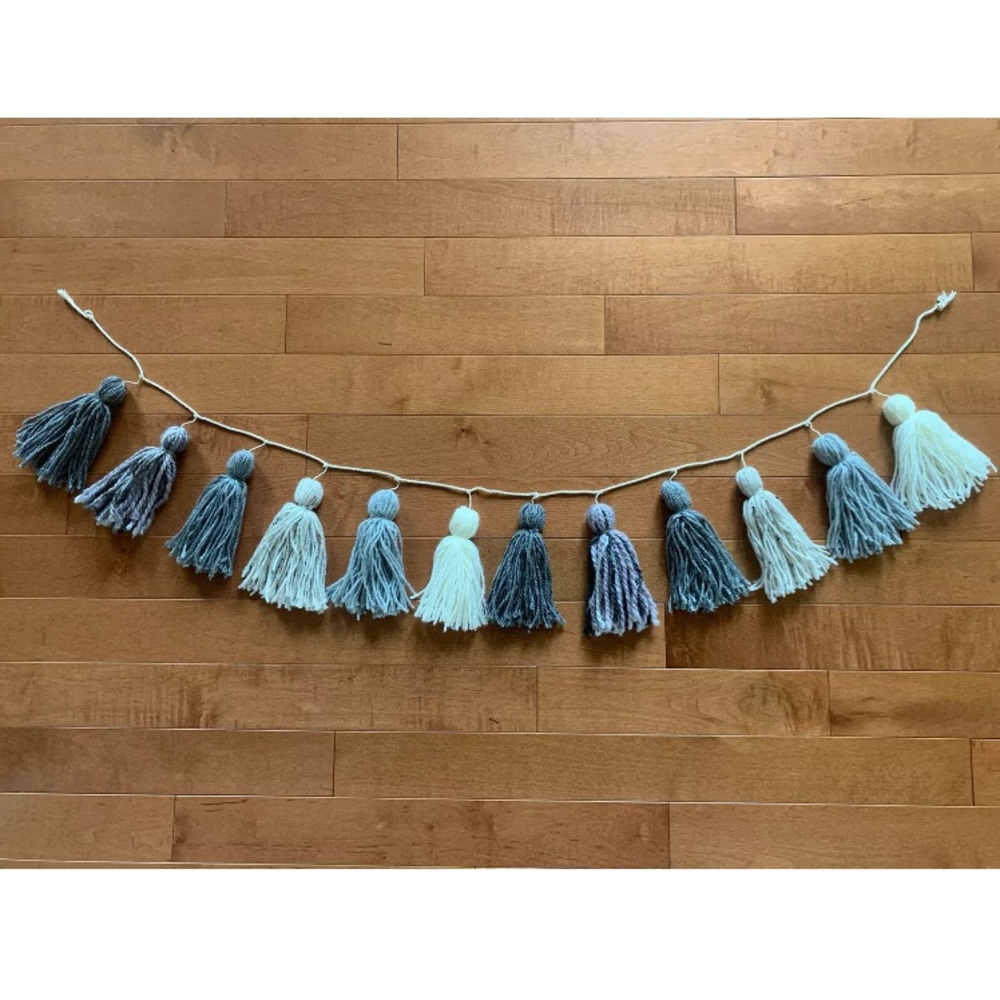 Yarn Tassel Hanging Wall Decor Gray Ivory Cream Garland Pom Pom